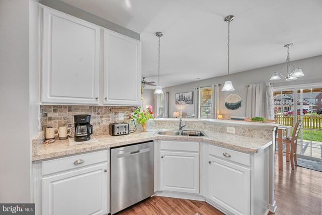 306 BREEZEWOOD WAY, Louisa, VA 23093
