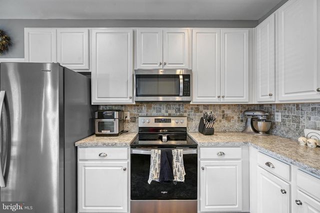306 BREEZEWOOD WAY, Louisa, VA 23093