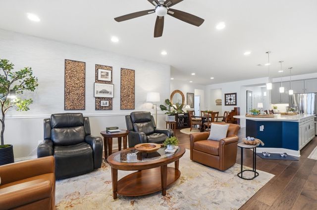 6321 Callaway Square E, New Albany, OH 43054