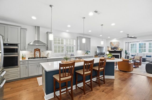 6321 Callaway Square E, New Albany, OH 43054