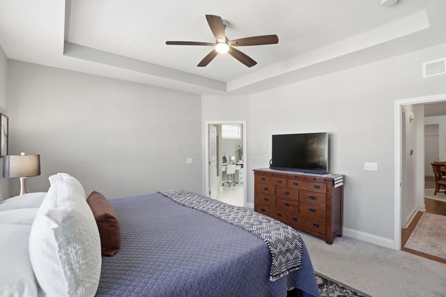 6321 Callaway Square E, New Albany, OH 43054