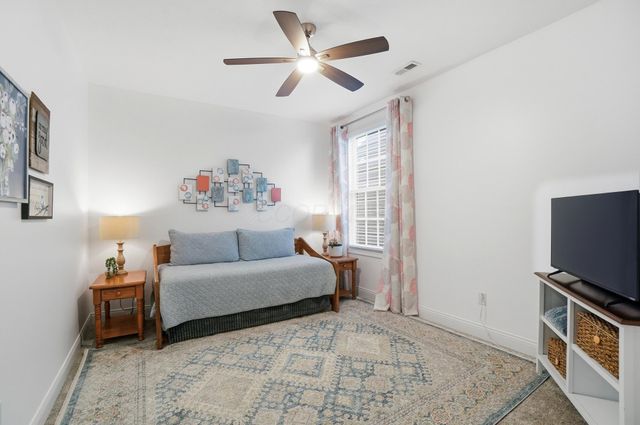 6321 Callaway Square E, New Albany, OH 43054