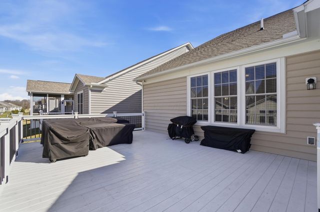 6321 Callaway Square E, New Albany, OH 43054