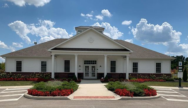 6321 Callaway Square E, New Albany, OH 43054