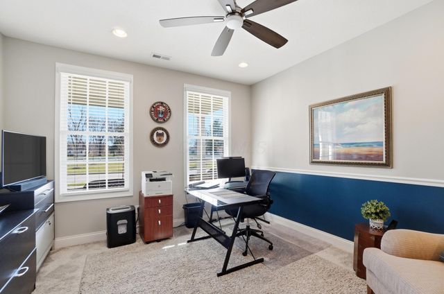 6321 Callaway Square E, New Albany, OH 43054