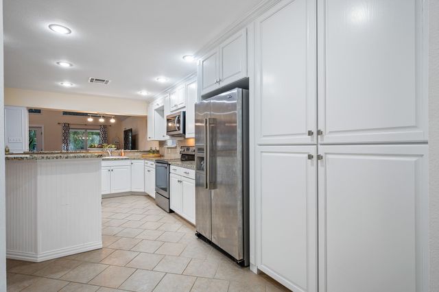 123 Goodknight Ranch Road, Trinidad, TX 75163