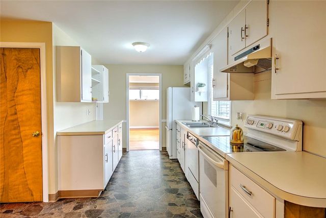 53 Royer Street, Cranston, RI 02920