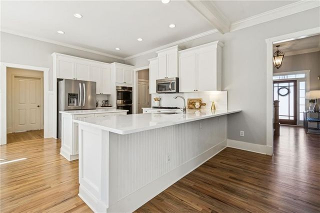 6072 Grand Loop Road, Sugar Hill, GA 30518