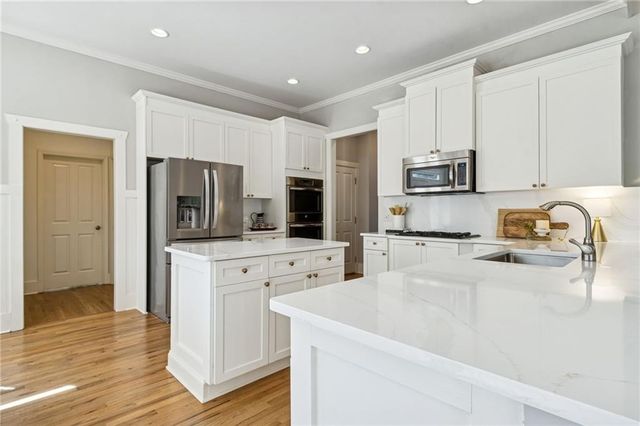 6072 Grand Loop Road, Sugar Hill, GA 30518