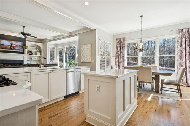 6072 Grand Loop Road, Sugar Hill, GA 30518