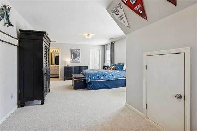 6072 Grand Loop Road, Sugar Hill, GA 30518