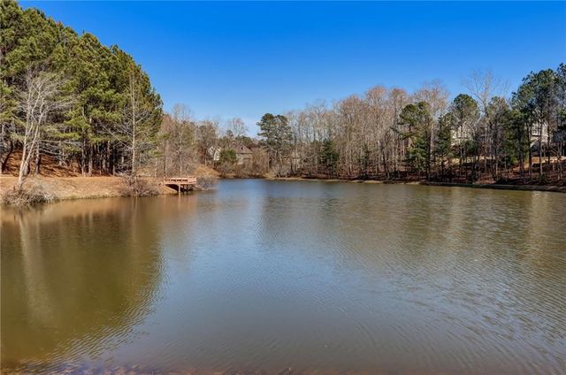 6072 Grand Loop Road, Sugar Hill, GA 30518