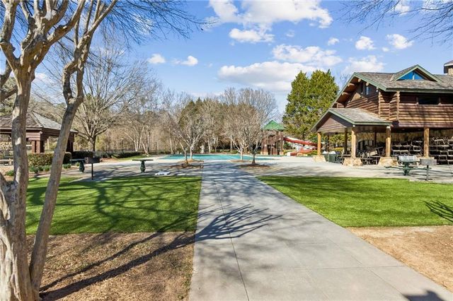 6072 Grand Loop Road, Sugar Hill, GA 30518