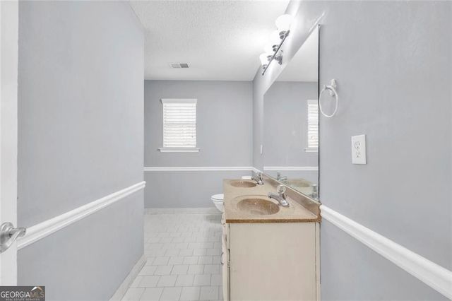 200 Riverbrook Court, Mcdonough, GA 30252