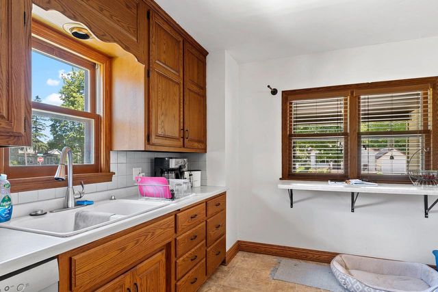 314 S HURON STREET, De Pere, WI 54115