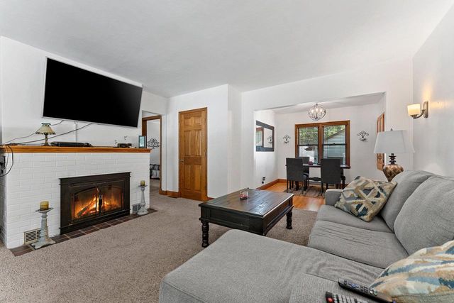 314 S HURON STREET, De Pere, WI 54115