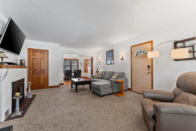 314 S HURON STREET, De Pere, WI 54115