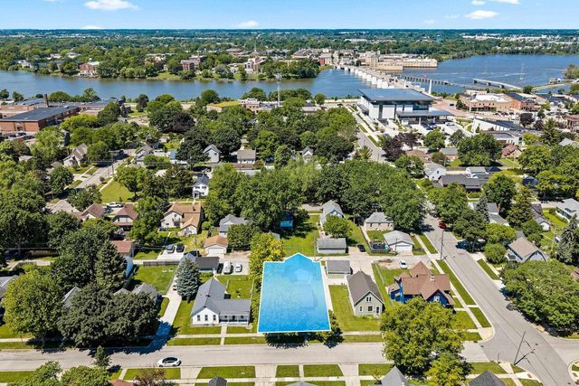314 S HURON STREET, De Pere, WI 54115