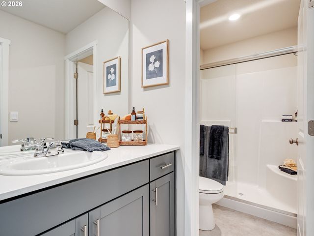 17741 Se QUARRY Dr, Vancouver, WA 98683