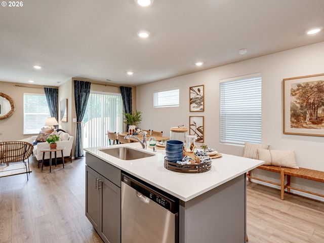 17741 Se QUARRY Dr, Vancouver, WA 98683