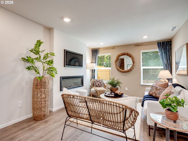 17741 Se QUARRY Dr, Vancouver, WA 98683