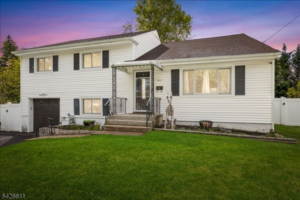 1811 Verona Ave, Linden City, NJ 07036
