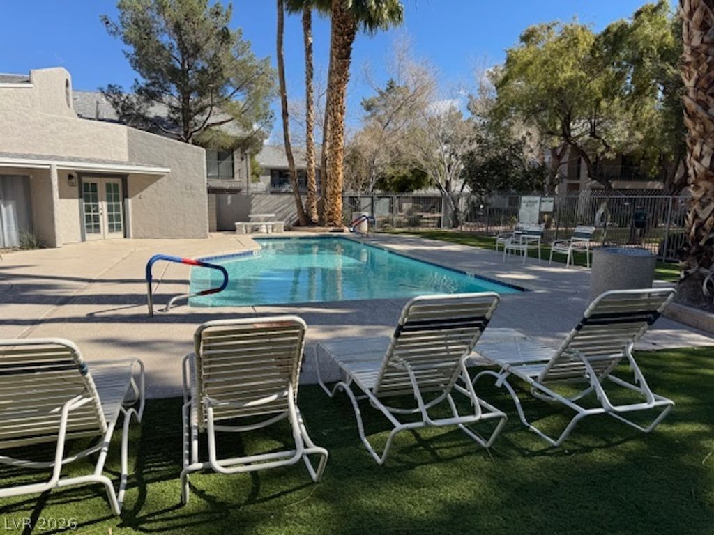 2828 Aster Court 3, Henderson, NV 89074 — photo 4