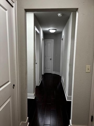 6183 S 40th STREET, Greenfield, WI 53221