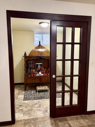 6183 S 40th STREET, Greenfield, WI 53221