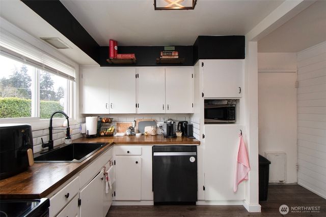 413 E Orcas Avenue, Port Angeles, WA 98362