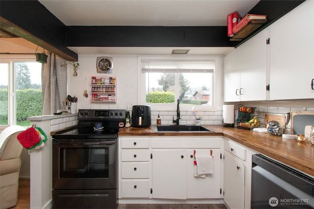 413 E Orcas Avenue, Port Angeles, WA 98362