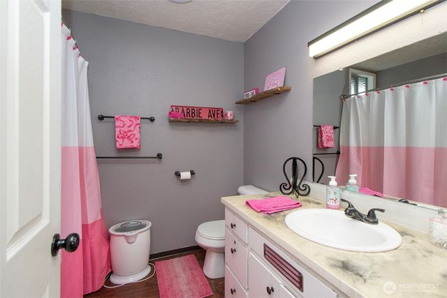 413 E Orcas Avenue, Port Angeles, WA 98362