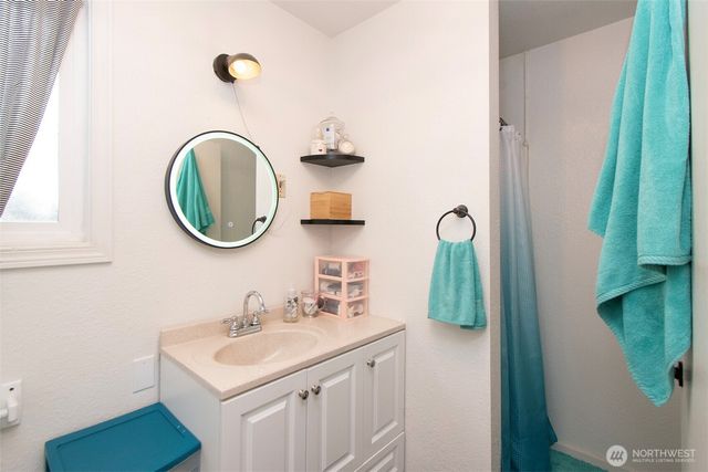 413 E Orcas Avenue, Port Angeles, WA 98362