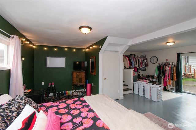 413 E Orcas Avenue, Port Angeles, WA 98362