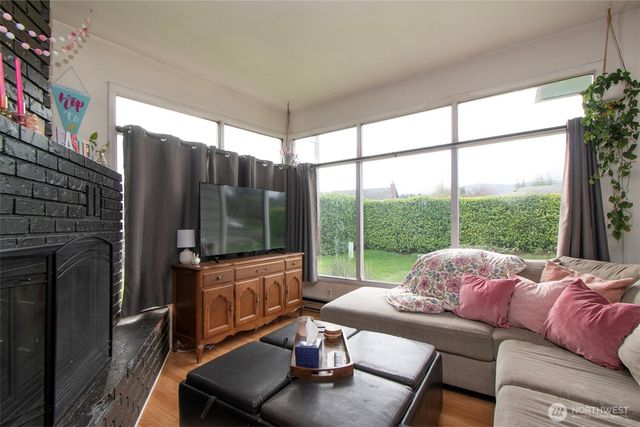 413 E Orcas Avenue, Port Angeles, WA 98362