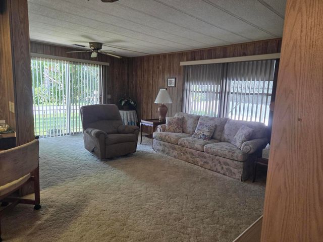6937 SE Delegate Street, Hobe Sound, FL 33455