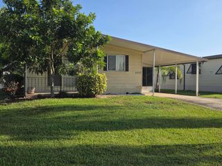 6937 SE Delegate Street, Hobe Sound, FL 33455