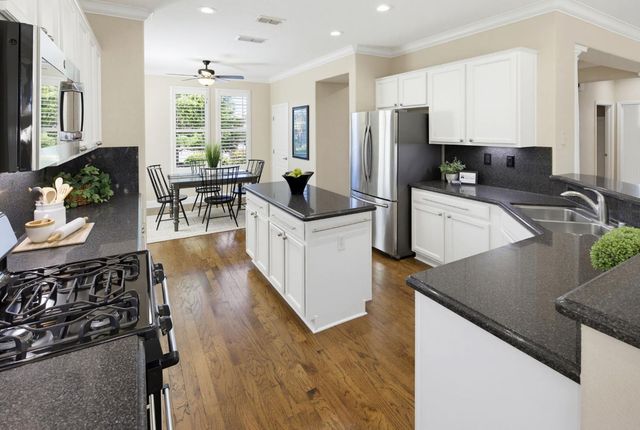 1368 Lasso Lake Ln, Lincoln, CA 95648