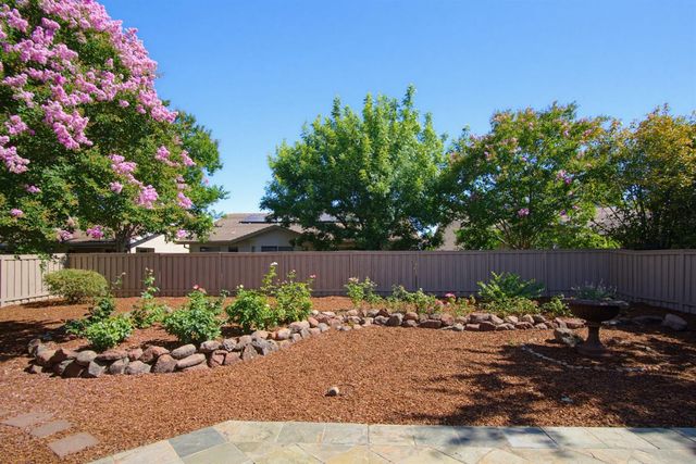 1368 Lasso Lake Ln, Lincoln, CA 95648