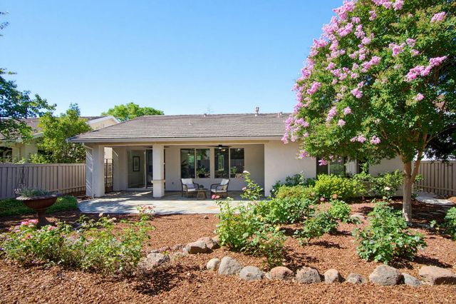 1368 Lasso Lake Ln, Lincoln, CA 95648