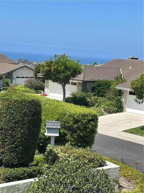 Image 1 of property listing at 47 Jasmine Creek, Newport Beach, CA 92625