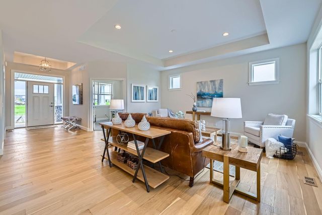 5788 Upper 179th Street W, Lakeville, MN 55044