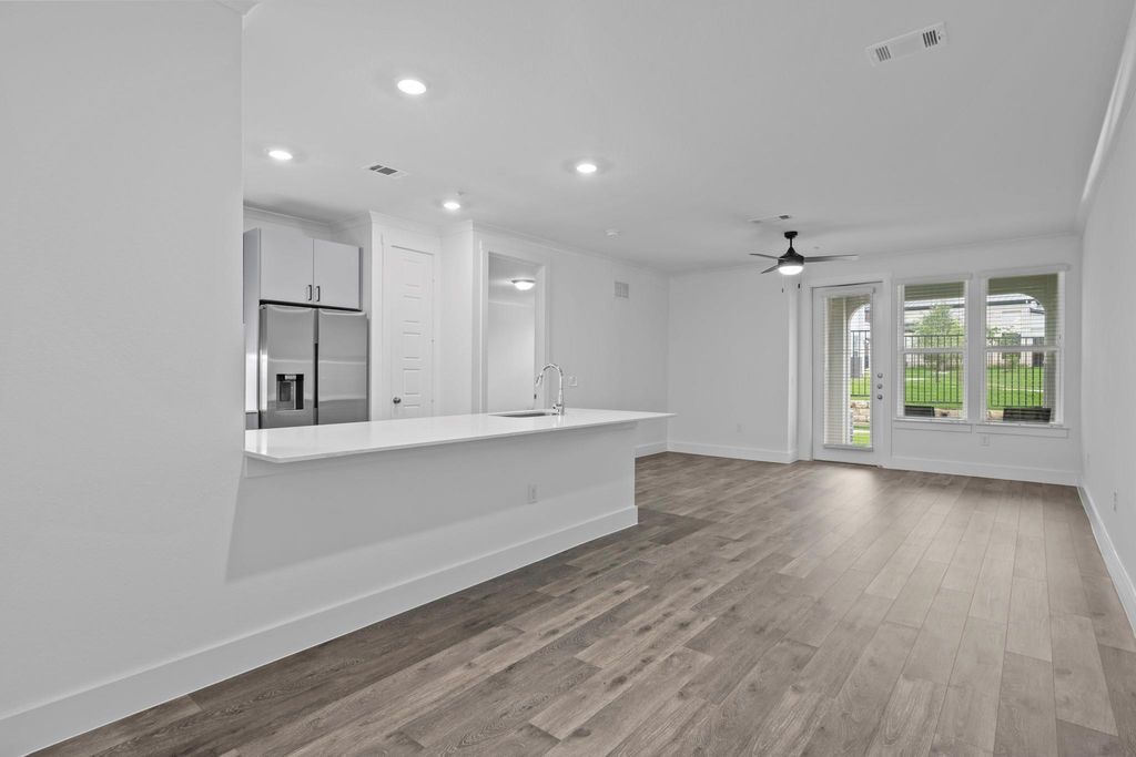 1664 Hillside Terrace 3816, Buda, TX 78610