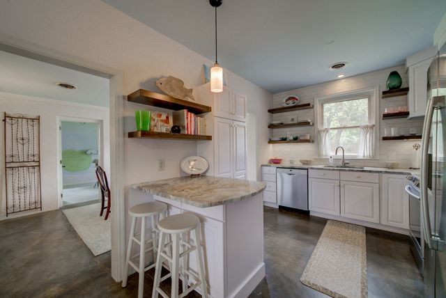243 Bayview Drive, Mount Pleasant, SC 29464