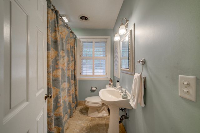 243 Bayview Drive, Mount Pleasant, SC 29464