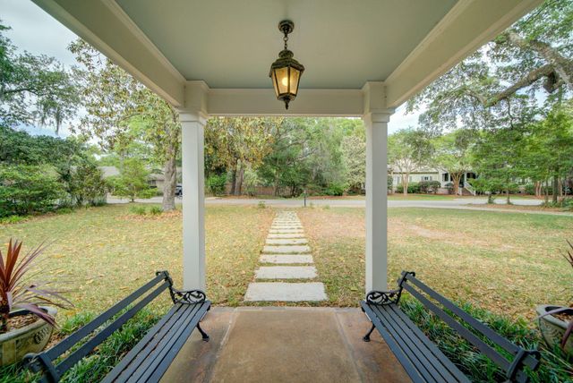 243 Bayview Drive, Mount Pleasant, SC 29464