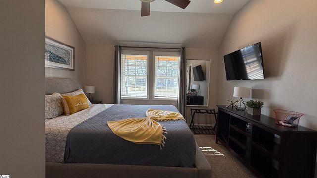 16 Crystal Avenue, Greenville, SC 29605