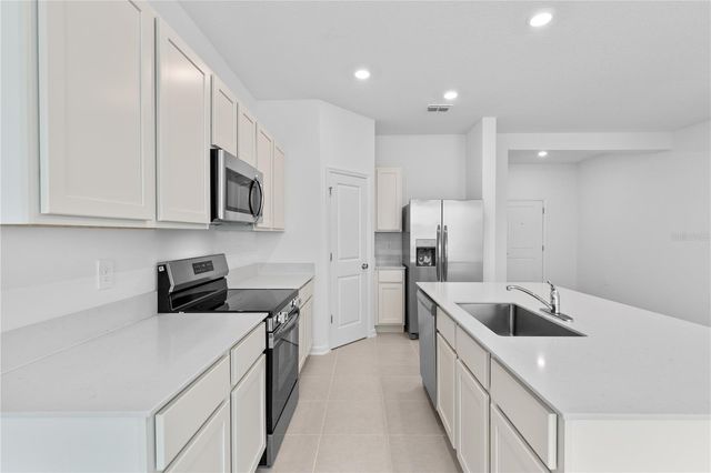 624 POPPY LANE, Dundee, FL 33838