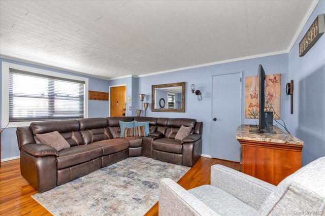 21-41 Utopia Parkway LOWER, Whitestone, NY 11357