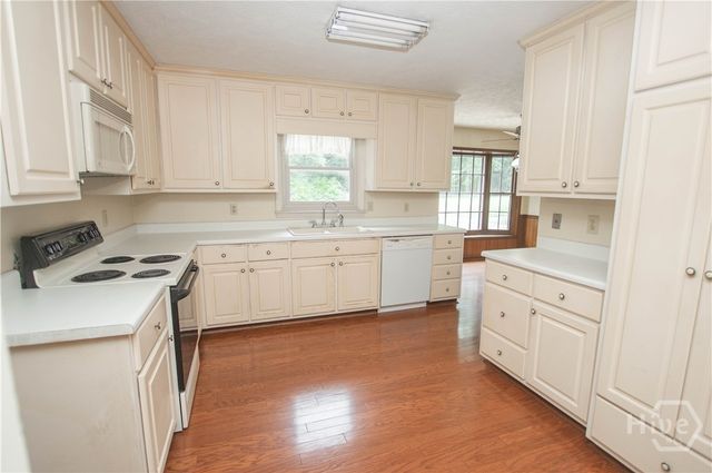 2195 Temple Johnson Road, Snellville, GA 30078